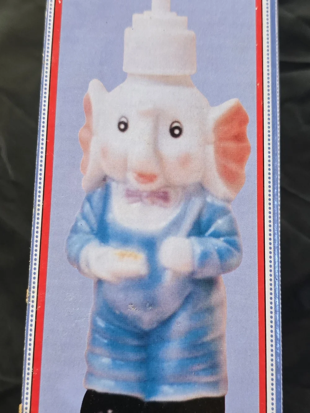 Ceramic Elephant Bathroom Accessory in Blue and Pink